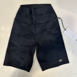 Alo camo biker shorts